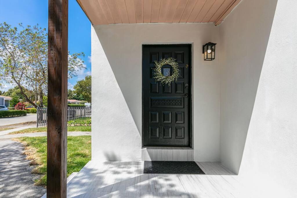 New Miami Home, Pool Near Airport And Beaches, King Bed Экстерьер фото